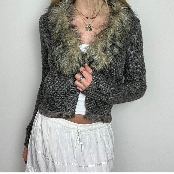 Anthropologie John + Jenn gray cardigan NWT Small Y2K cardigan - Picture 8 of 8